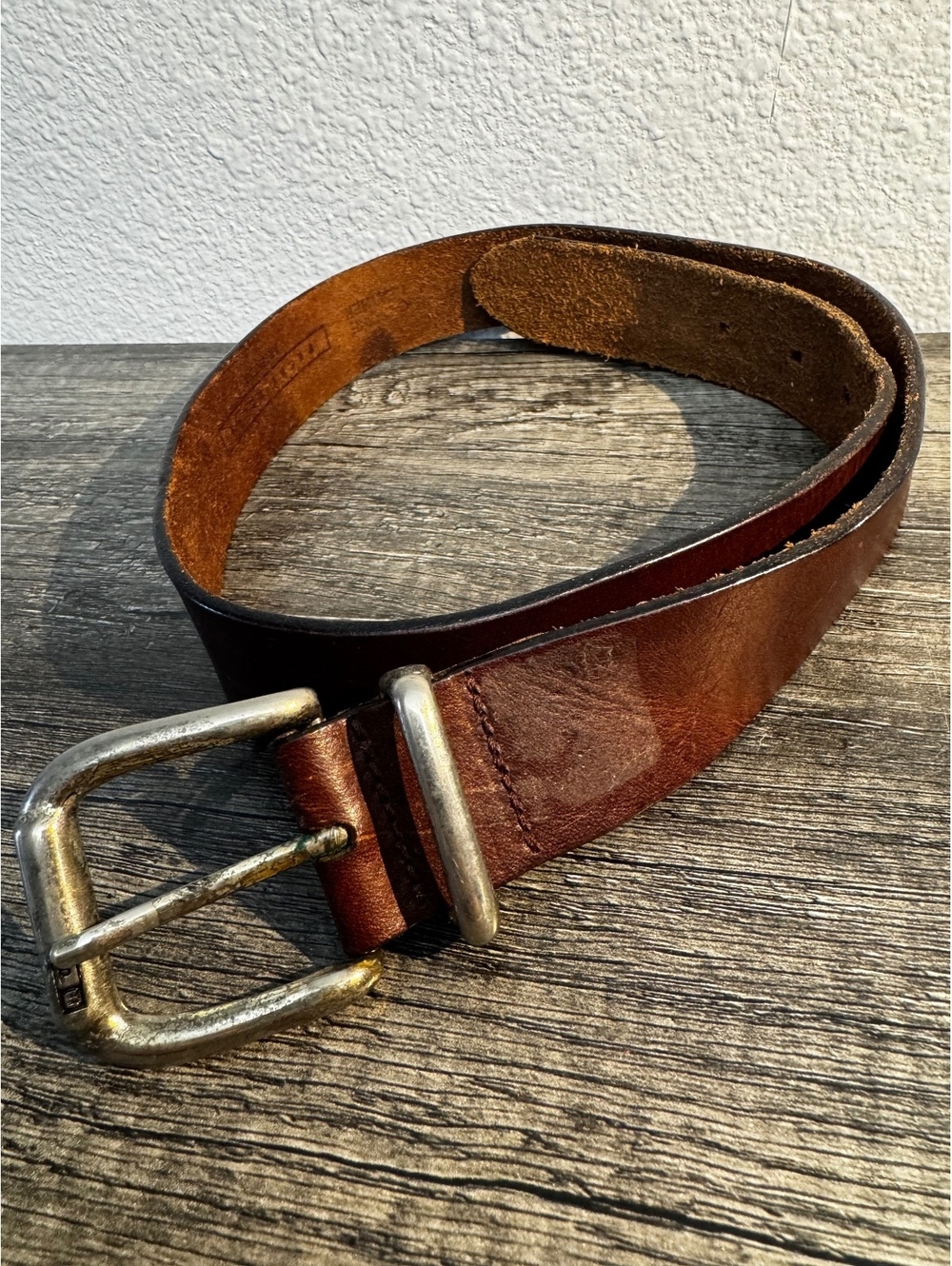 Perry Ellis Brown Leather Belt Size 32 Made in Argentina Vintage PE Buckle